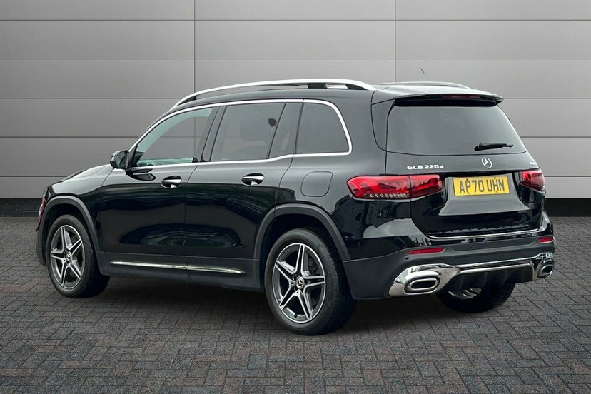 Mercedes-Benz GLB Class Glb220d Amg Line Premium Black #2
