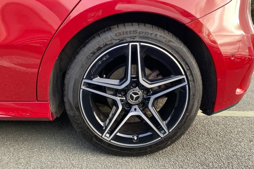 Mercedes-Benz A Class 1.3 A180 Amg Line Executive Hatchback DE72OPJ Red #4