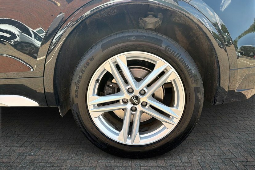 Audi Q5 2.0 Tdi 40 S Line Suv S Tronic Quattro KM21ELJ Black #5