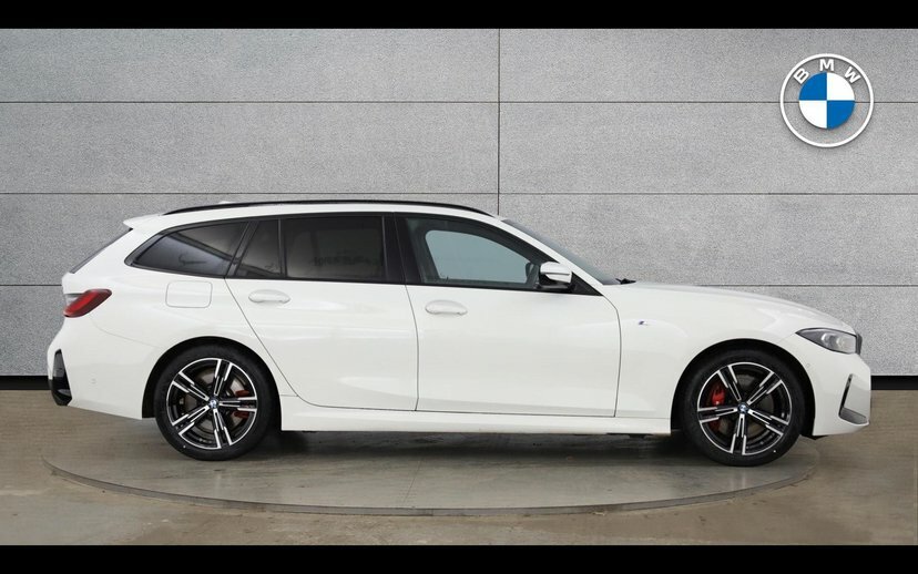 BMW 3 Series 320I M Sport Touring YF25ZZJ White #3