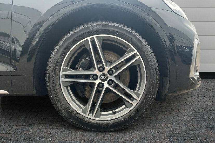 Audi SQ5 3.0 Tdi V6 Suv Tiptronic Quattro 341 P Black #5