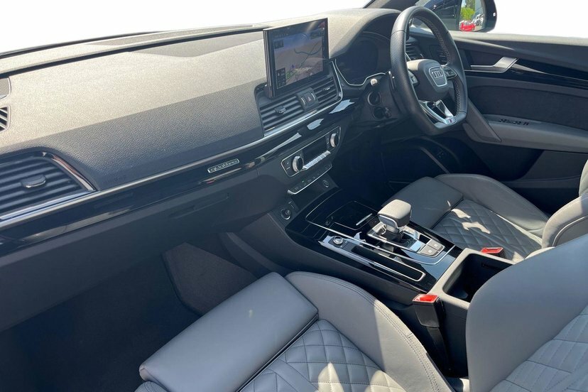 Audi Q5 2.0 Tfsie 50 Black Edition Suv Plug-in Blue #2