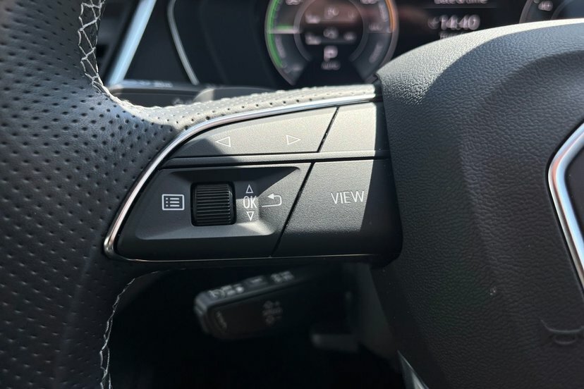 Audi Q5 S Line Black #19