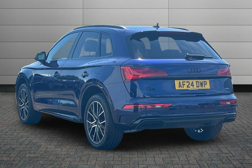 Audi Q5 2.0 Tfsie 50 Black Edition Suv Plug-in Blue #3
