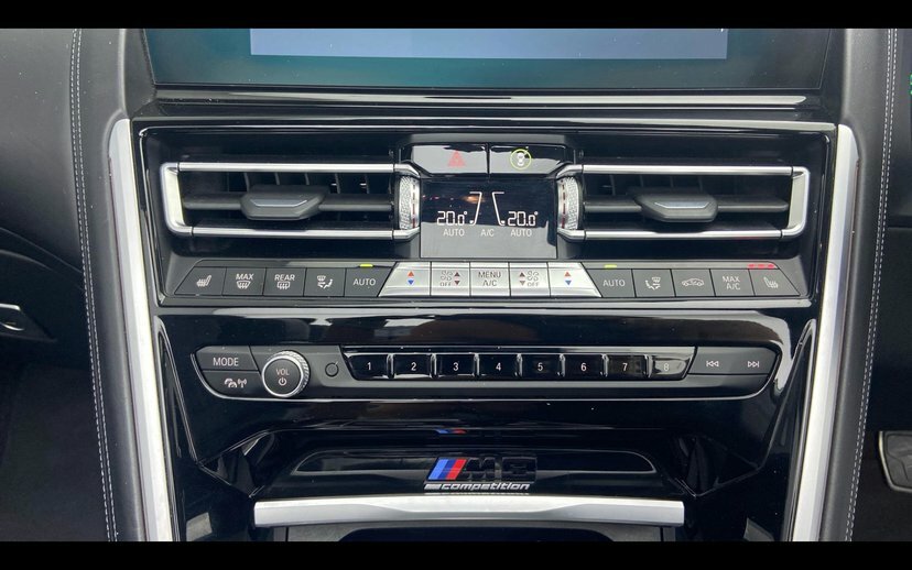 BMW M8 Xdrive First Edition Blue #30