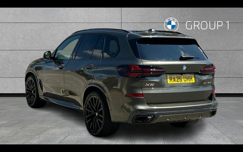 BMW X5 X5 Xdrive50e M Sport RA26UHH Green #2