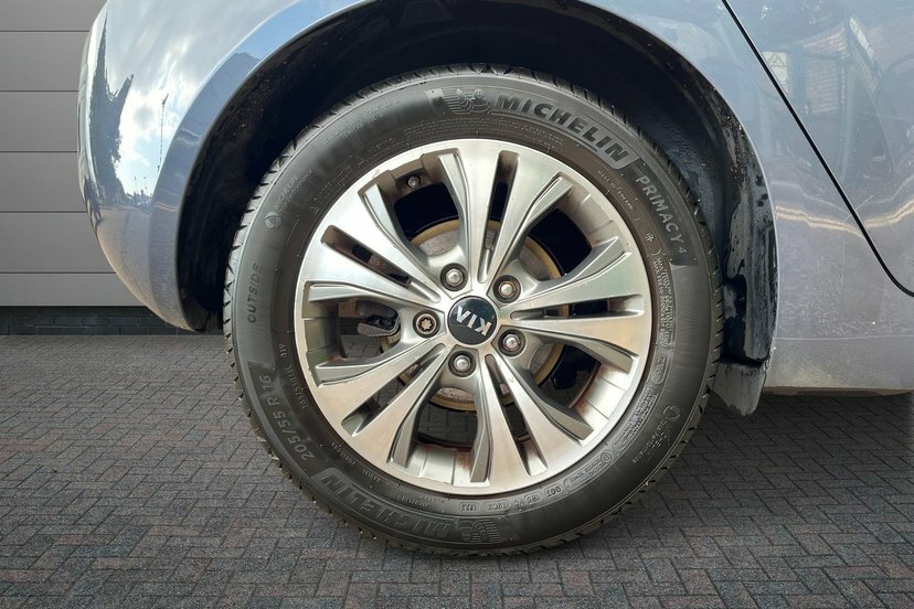 Kia Venga 1.6 Crdi 3 Mpv 114 Bhp Blue #5