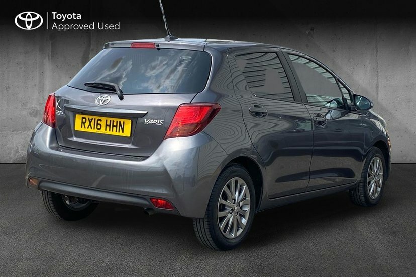 Toyota Yaris 1.33 Dual Vvt-i Icon Hatchback Grey #2