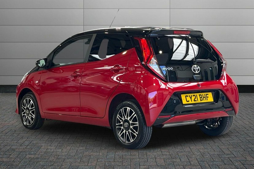 Toyota Aygo 1.0 Vvt-i X-clusiv Hatchback 71 Black #6