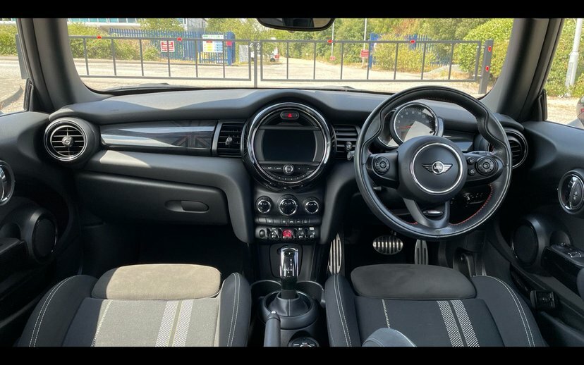 Mini Hatch Cooper 3-Door Hatch LO18PZA Red #4