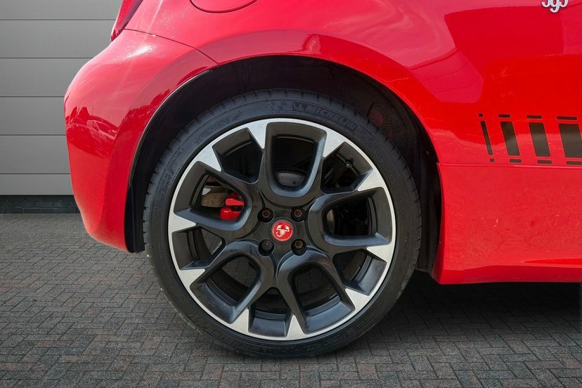 Abarth 595 1.4 T-jet Competizione 70Th Hatchback M Red #5