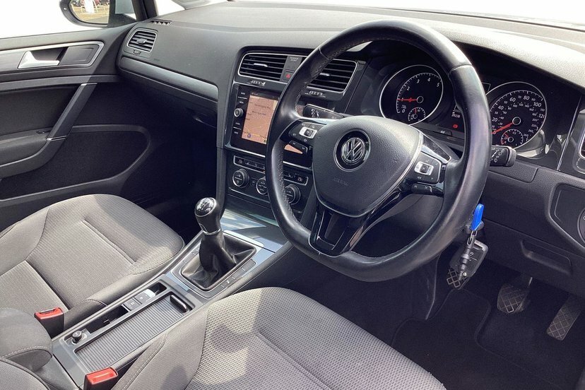 Volkswagen Golf 1.5 Tsi Evo Match Edition Hatchback Man GL20HAA Silver #6