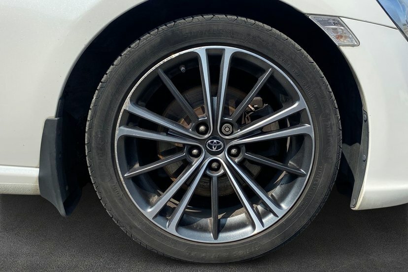 Toyota GT86 Gt86 Pro D-4s White #18