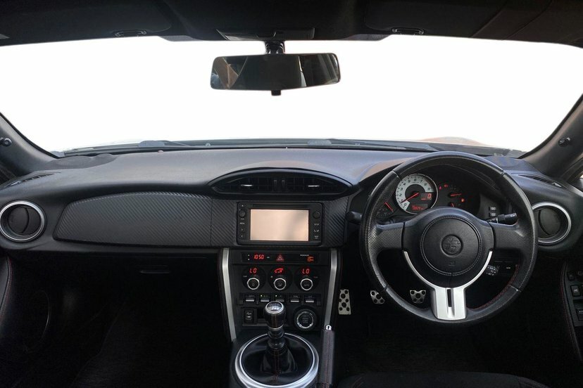 Toyota GT86 2.0 Boxer D-4s Coupe 200 Ps White #5
