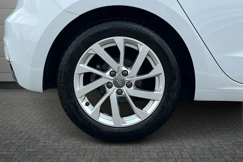 Audi A1 1.0 Tfsi 30 Sport Sportback S Tronic 1 White #5