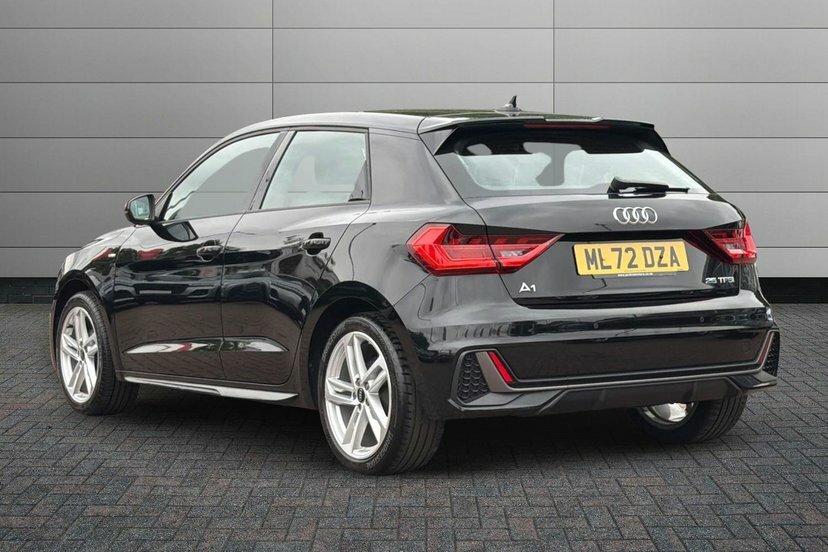 Audi A1 1.0 Tfsi 25 S Line Sportback S Tronic ML72DZA Black #3