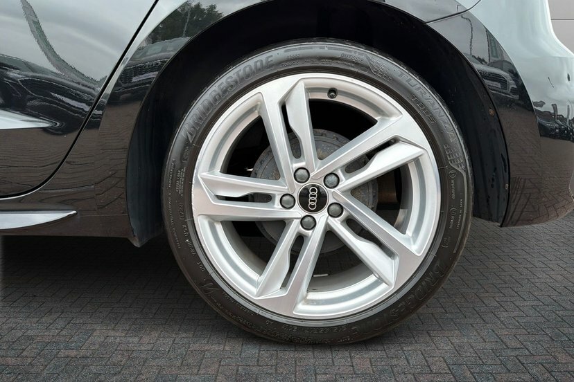 Audi A1 1.0 Tfsi 25 S Line Sportback S Tronic ML72DZA Black #5