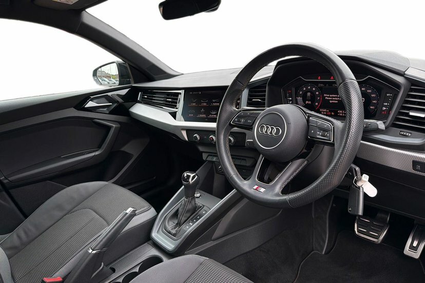 Audi A1 1.0 Tfsi 25 S Line Sportback S Tronic ML72DZA Black #6