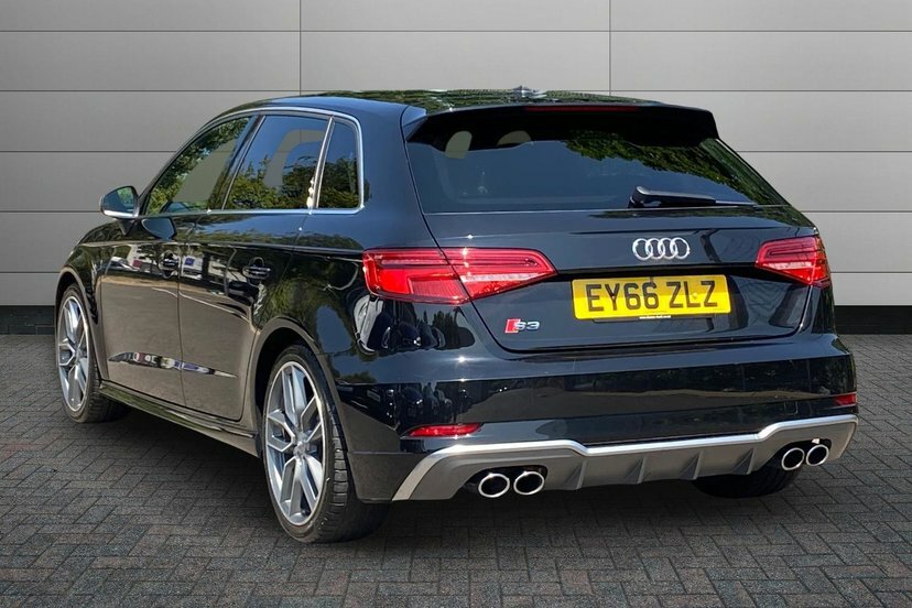 Audi S3 2.0 Tfsi Sportback S Tronic Quattro 31 Black #3