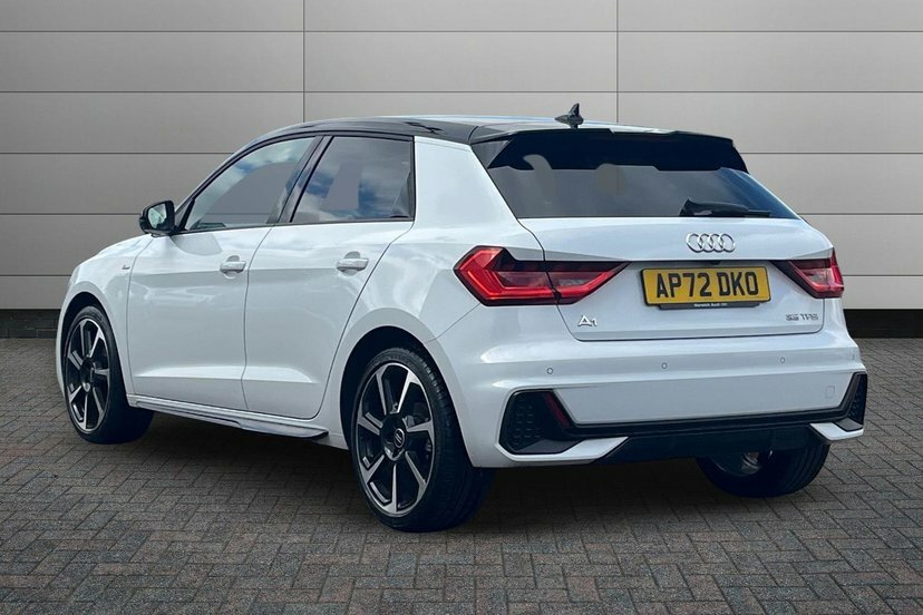 Audi A1 1.5 Tfsi 35 Black Edition Sportback S T White #3