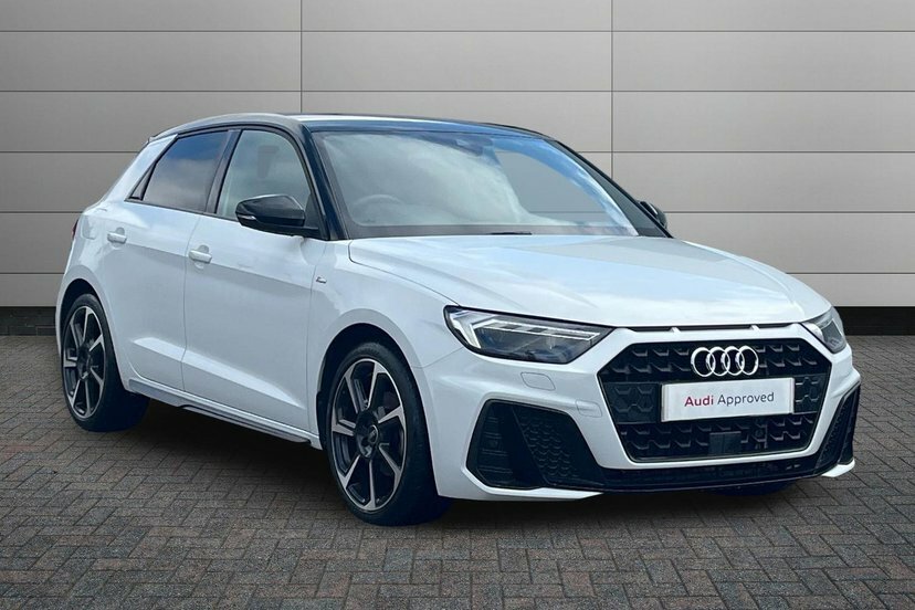 Audi A1 1.5 Tfsi 35 Black Edition Sportback S T White