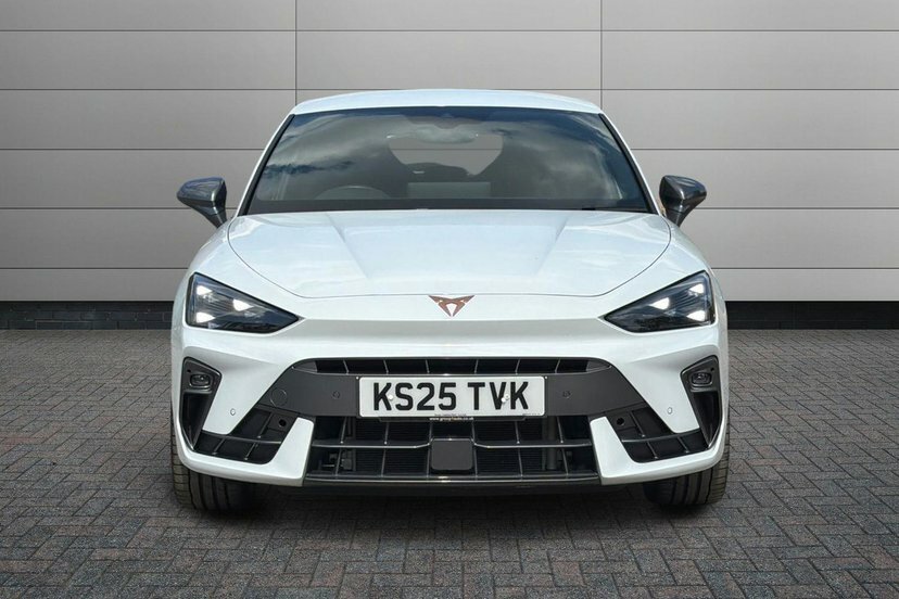Cupra Leon 1.5 Tsi V2 Hatchback 150 Ps KS25TVK White #6