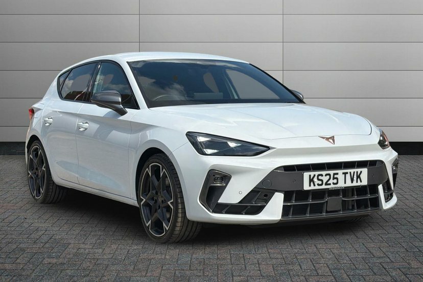 Cupra Leon 1.5 Tsi V2 Hatchback 150 Ps White