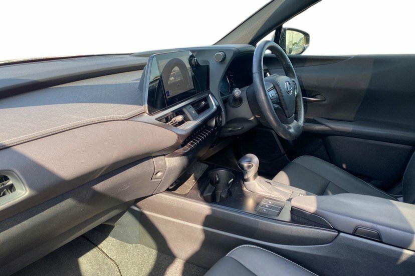 Lexus UX 2.0 250H F Sport Design Suv Hybrid E-cv #2