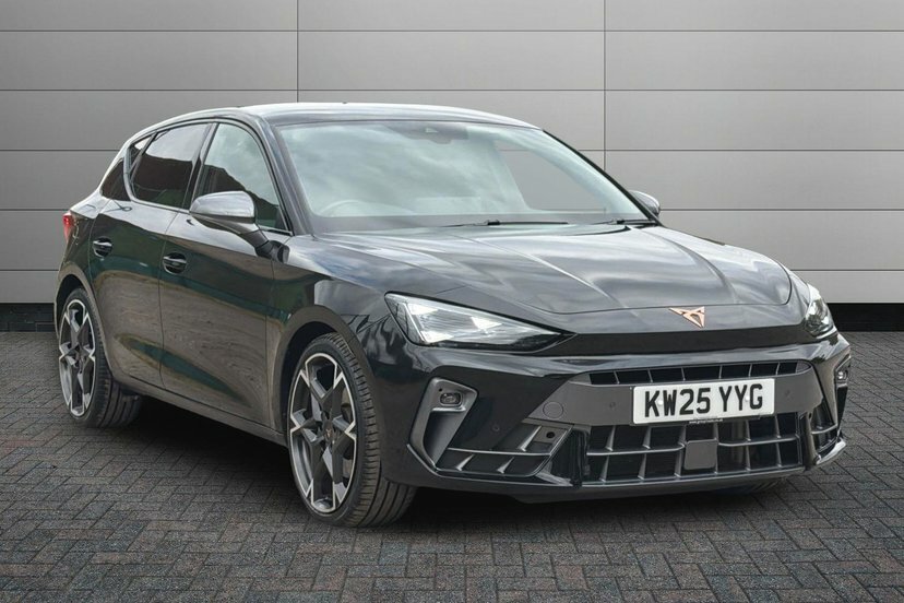 Cupra Leon 1.5 Etsi V2 Hatchback Hybrid Dsg 150 P Black
