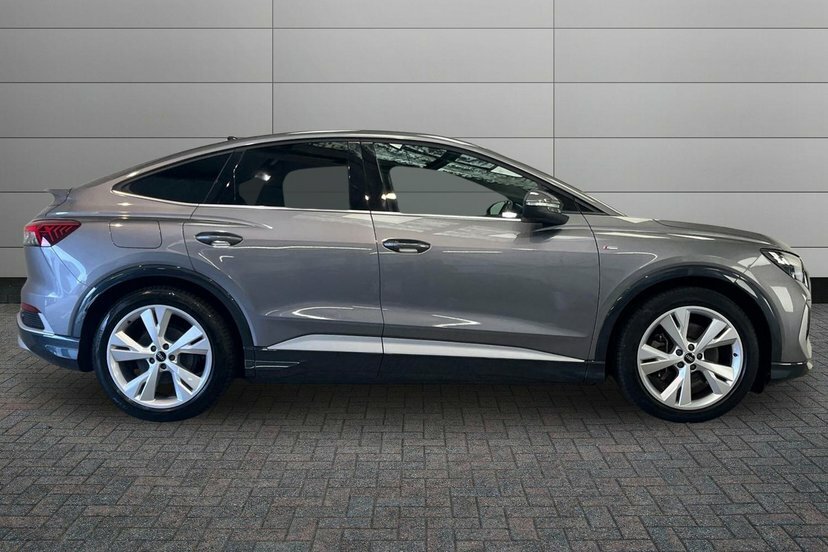 Audi Q4 E Tron 40 S Line Sportback 82Kwh 204 P Grey #4