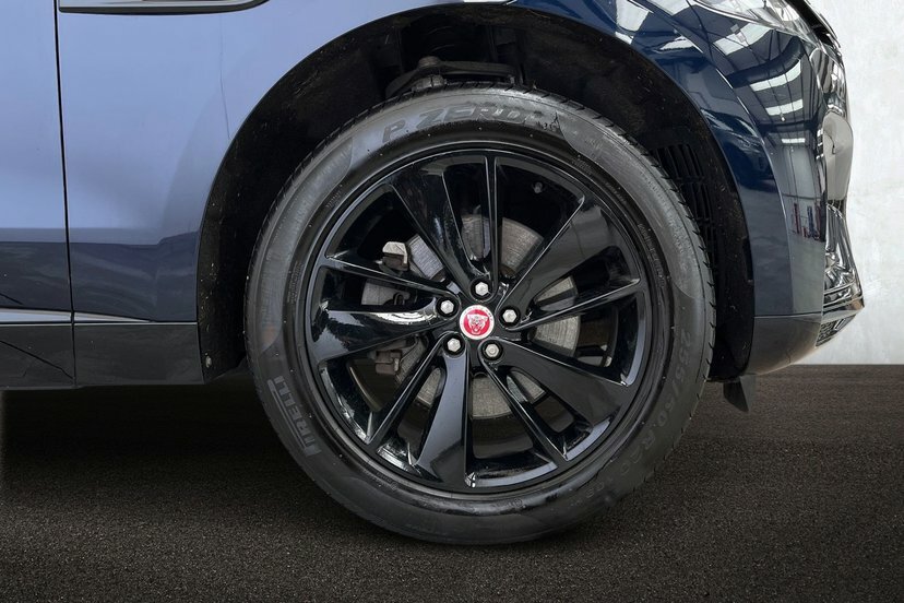 Jaguar F-Pace R-dynamic S Silver #8