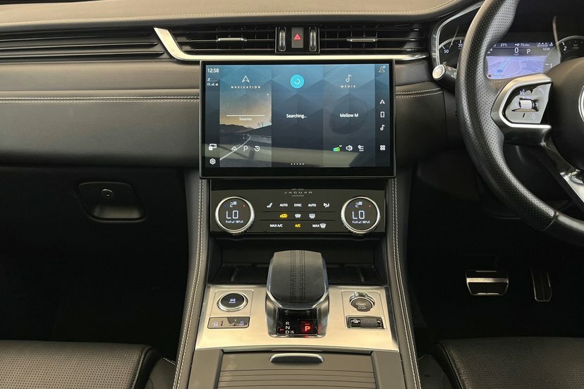 Jaguar F-Pace R-dynamic S Silver #14