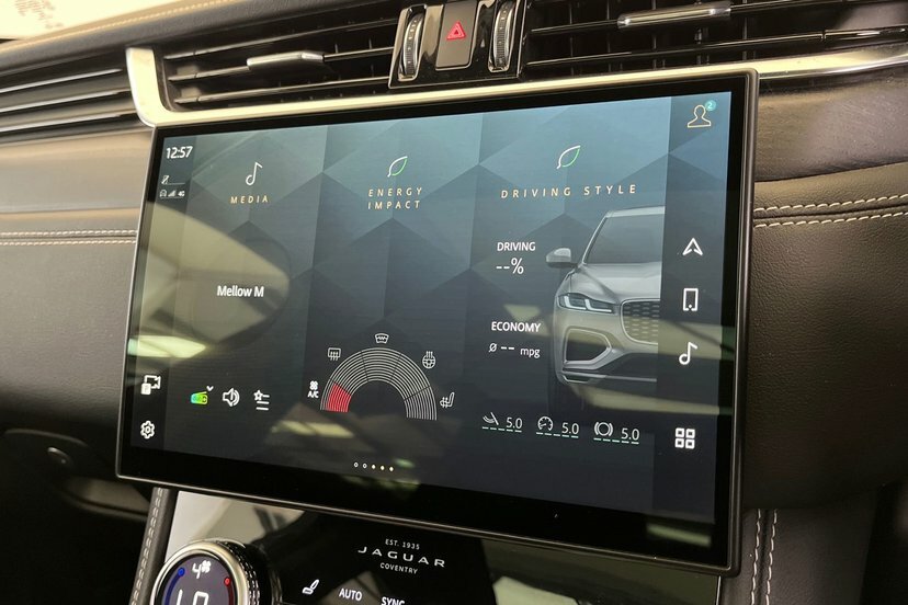 Jaguar F-Pace R-dynamic S Silver #31