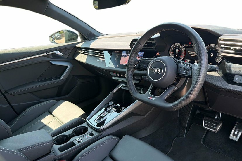 Audi A3 1.5 Tfsi Black Edition Sportback S Tron KY75CZC Black #6