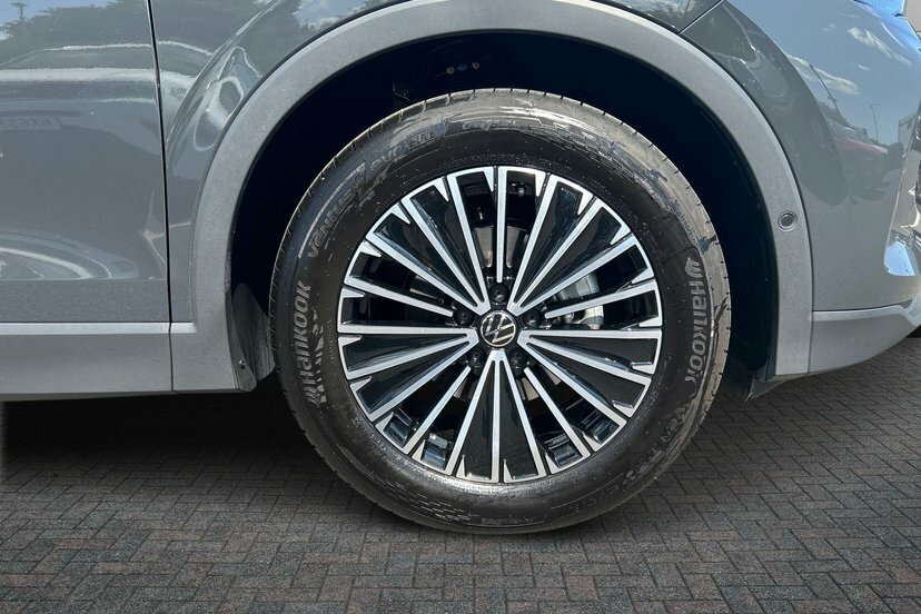 Volkswagen Tiguan 1.5 Etsi Mhev Match Suv Hybrid Dsg 150 EK26NMZ Grey #5