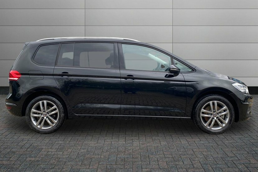 Volkswagen Touran 1.5 Tsi Evo Match Mpv Dsg 150 Ps Black #4