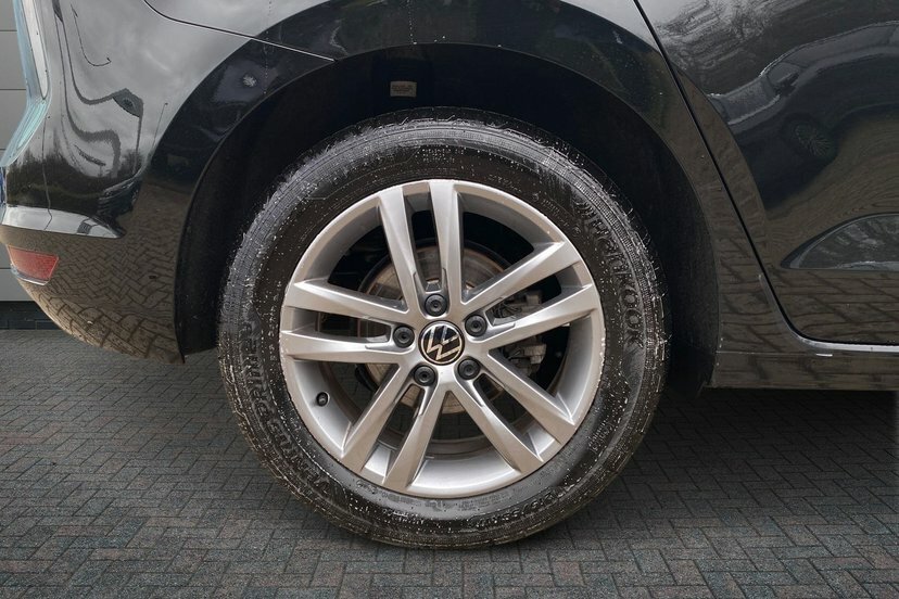 Volkswagen Touran 1.5 Tsi Evo Match Mpv Dsg 150 Ps Black #5