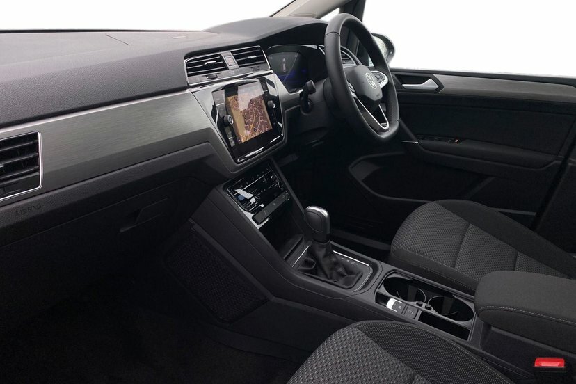 Volkswagen Touran 1.5 Tsi Evo Match Mpv Dsg 150 Ps Black #2