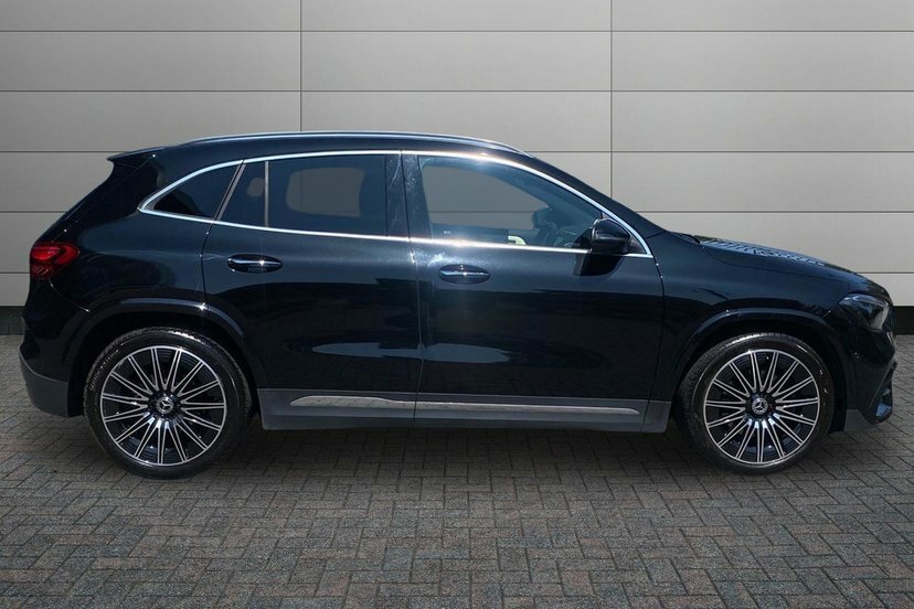 Mercedes-Benz GLA Class Gla 200 Amg Line Executive Grey #3