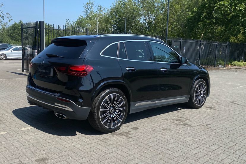 Mercedes-Benz GLA Class Gla 200 Amg Line Executive Grey #25