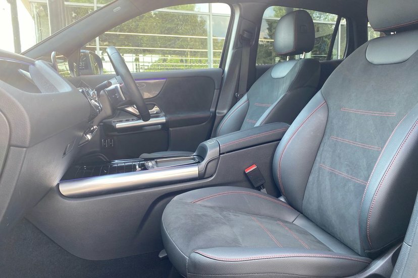 Mercedes-Benz GLA Class Suv Grey #38