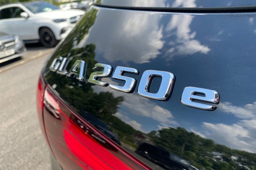 Mercedes-Benz GLA Class Suv Grey #32
