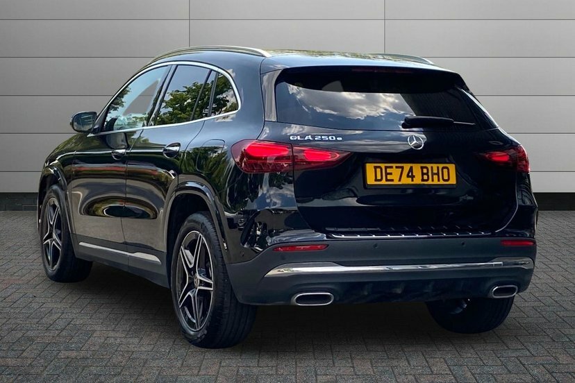 Mercedes-Benz GLA Class Suv Grey #2