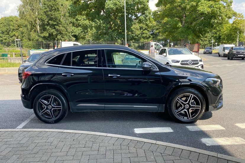 Mercedes-Benz GLA Class Suv Grey #44