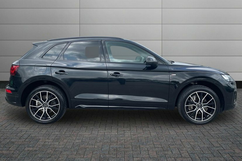 Audi Q5 2.0 Tfsi 45 Black Edition Suv S Tronic GX24VTT Black #4