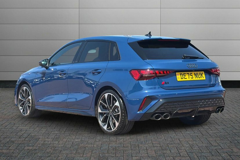 Audi S3 2.0 Tfsi Black Edition Sportback S Tron Blue #3