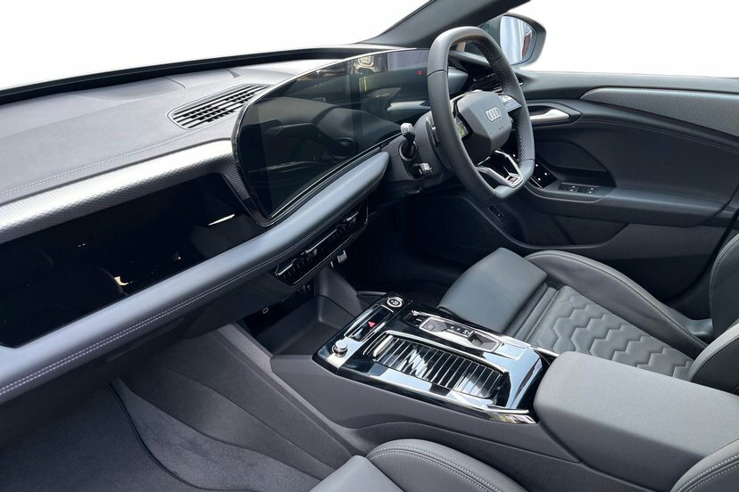 Audi A6 E-tron Sportback 100Kwh Performance S Line Grey #2