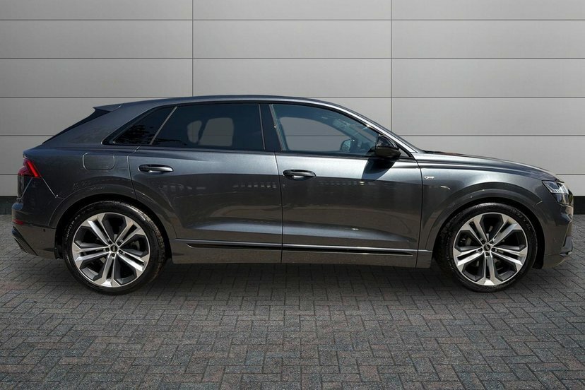 Audi Q8 3.0 Tfsi V6 55 Black Edition Suv Tiptro Grey #4