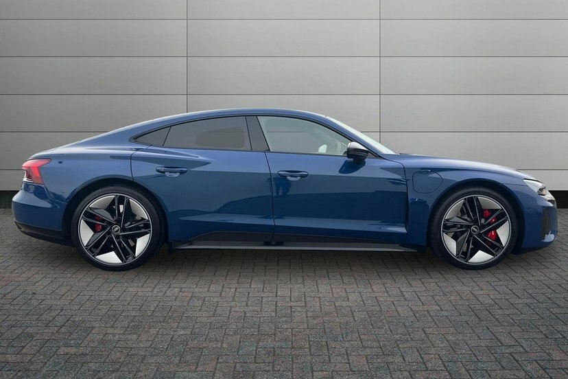 Audi Rs E-Tron Gt 93.4Kwh Carbon Vorsprung Saloon Blue #4