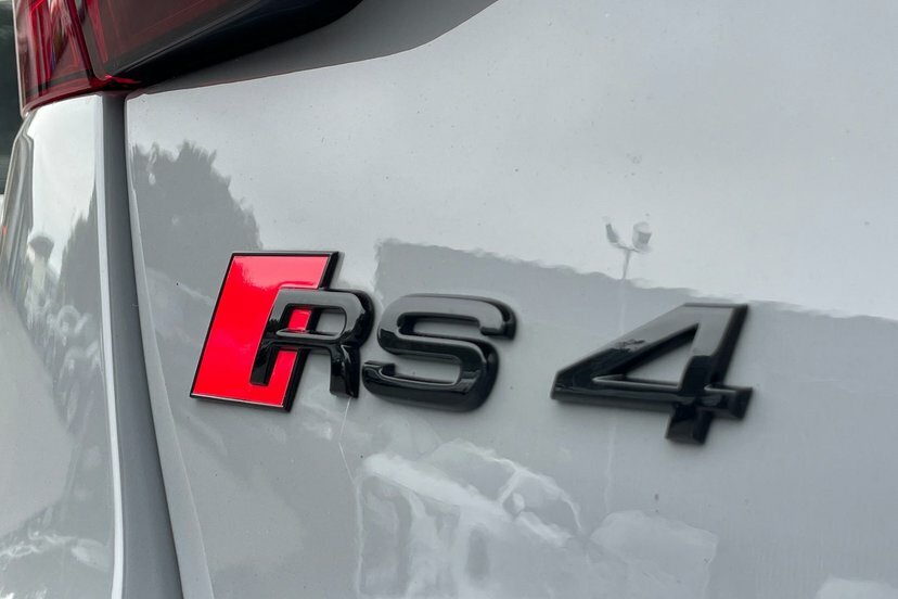 Audi RS4 Avant Rs 4 Avant Competition 450 Ps Tiptronic Black #47